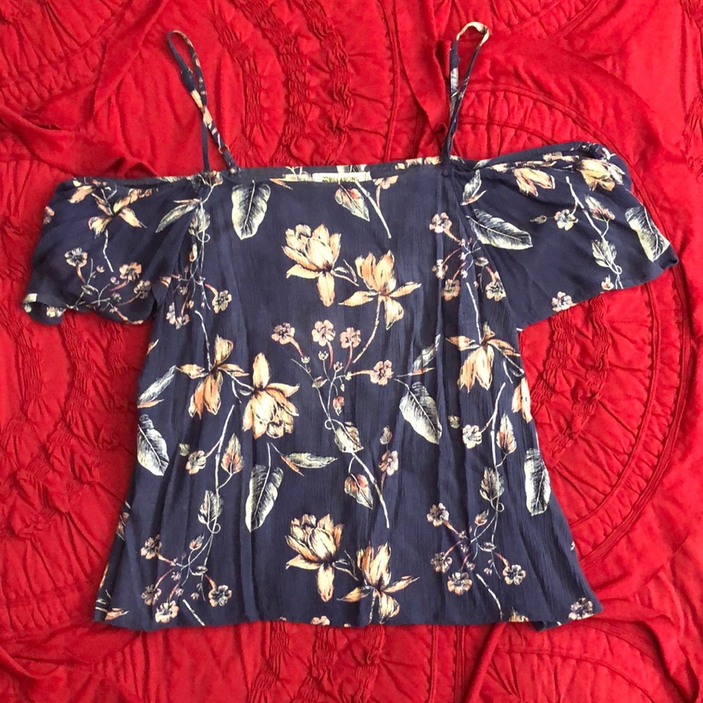 Billabong Off-the-Shoulder Top🌺